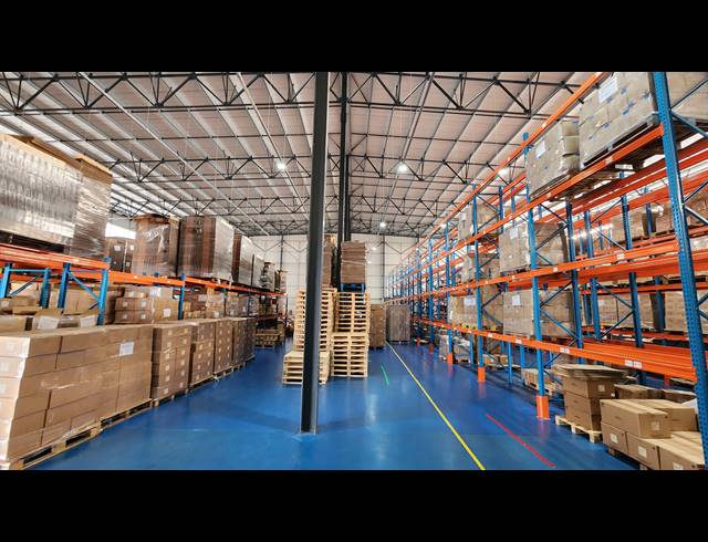3,234M² WAREHOUSE TO LET IN COSMO BUSINESS PARK